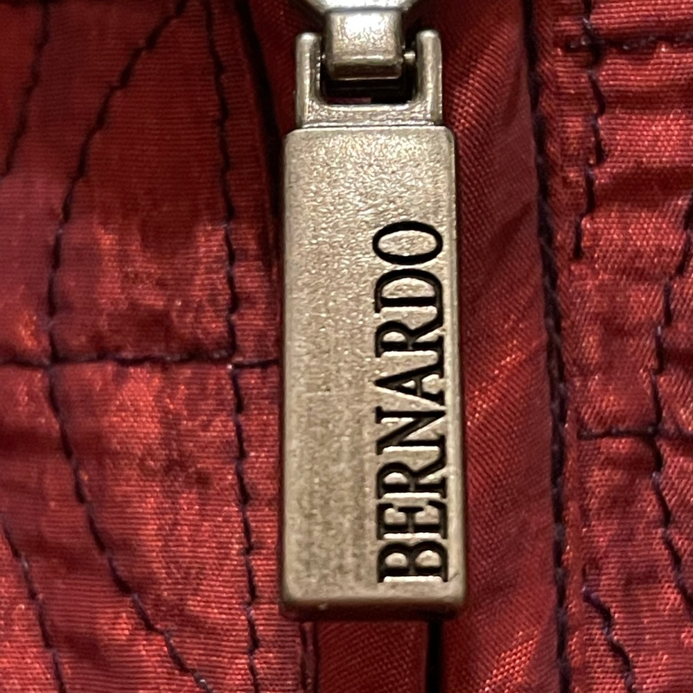 Bernardo Lightweight Quilted Jacket Burgundy 2x - image 3